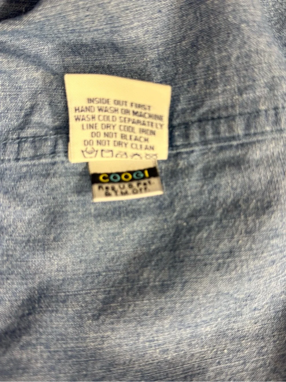 COOGI Australia Men's Chambray Short Sleeve Button Up Camp Shirt